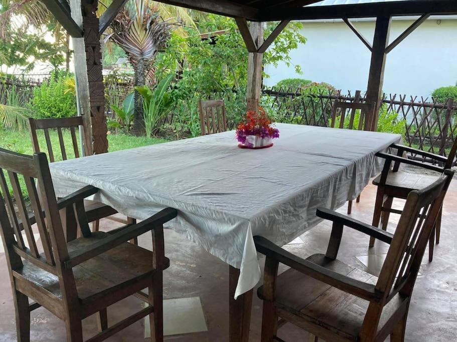 Villa Carla, Vacances A La Mer Nosy-Be Exterior foto